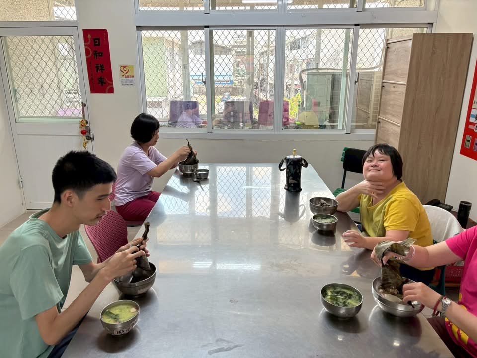分享文章🎋【粽葉飄香迎端午，幸福滿滿在長治】🎋 端午節到囉！你想到什麼呢？ 是香噴噴的粽子？還是熱鬧刺激的划龍 […]