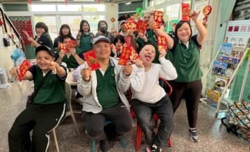 💖據點小故事-🎉🎉春節前夕🎉 🙏感謝新興社區～ 薛理事長帶領善心人士🎉💖